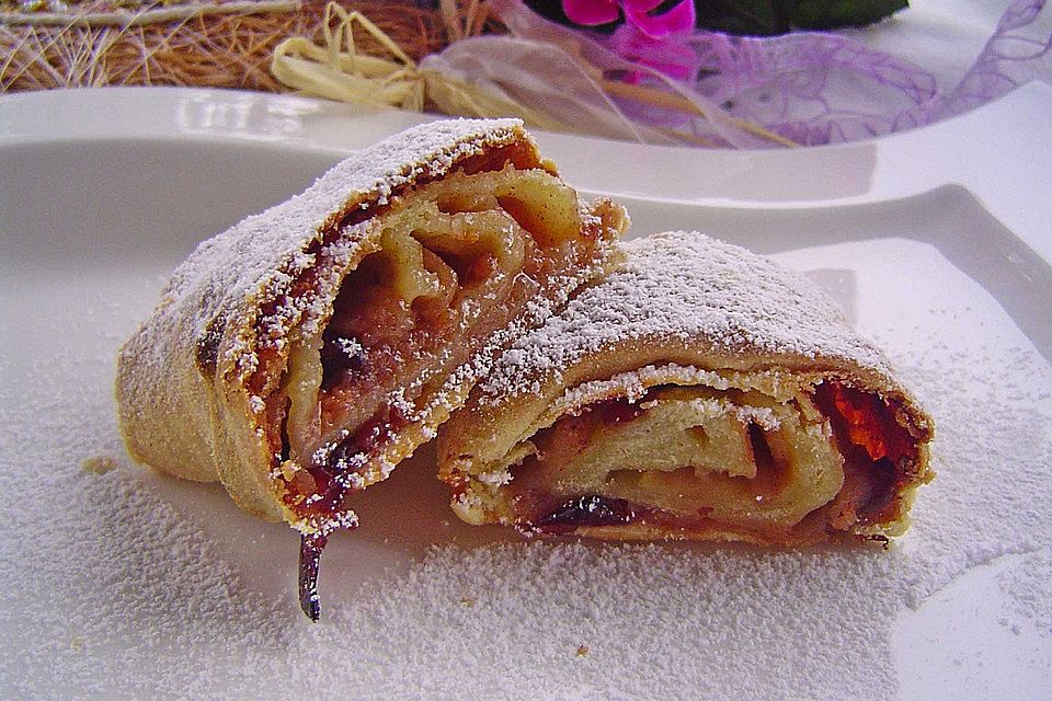 Apfelstrudel 'Südtirol'