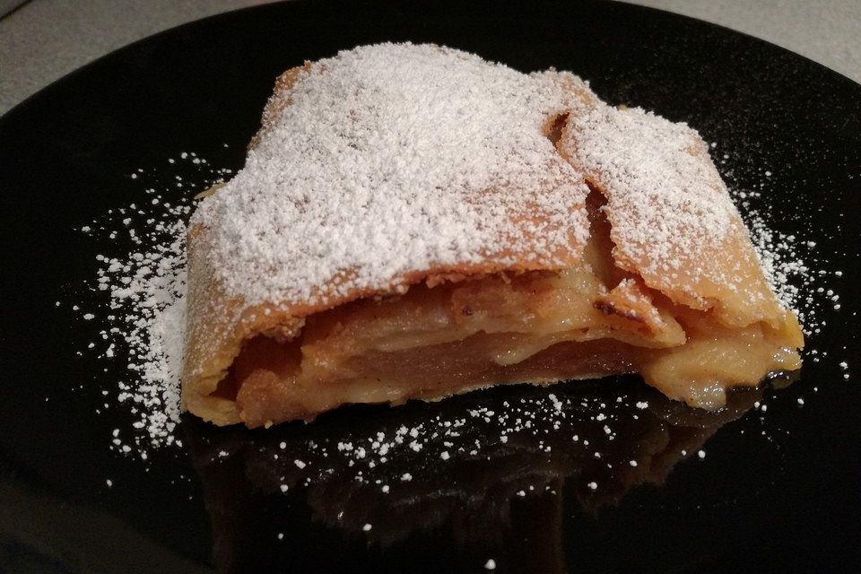 Apfelstrudel 'Südtirol'