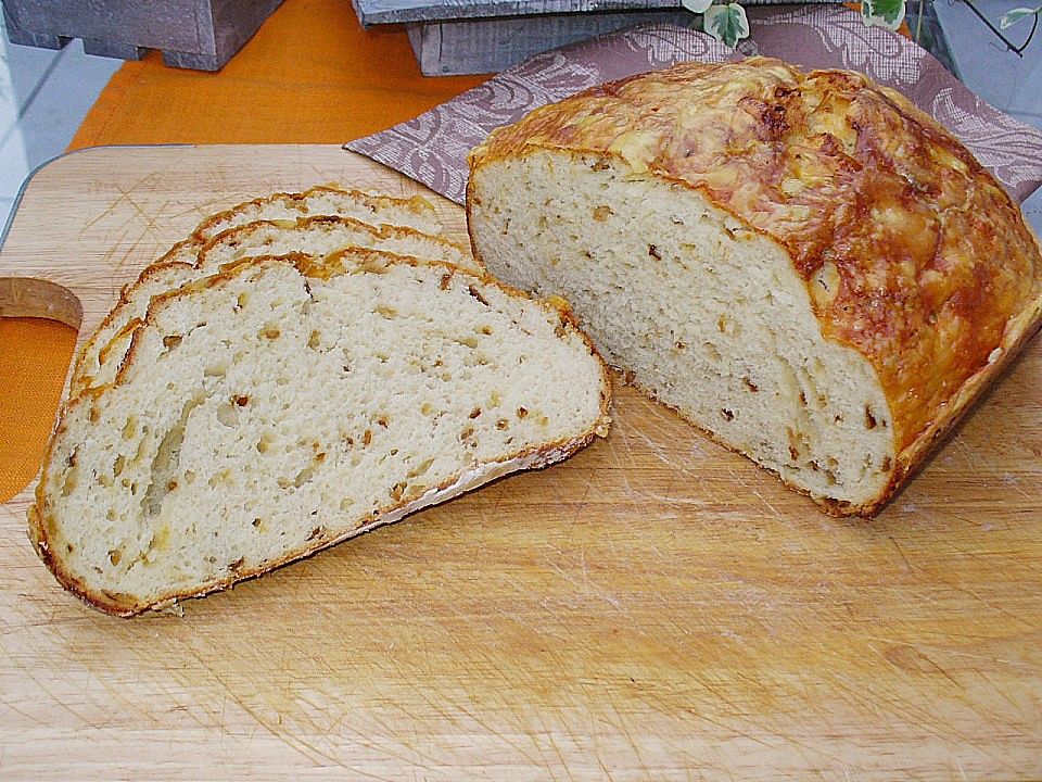 Zwiebel - Käse Brot von baronnes| Chefkoch
