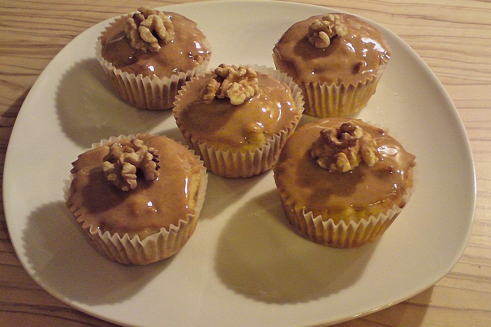 Apfel - Walnuss - Muffins