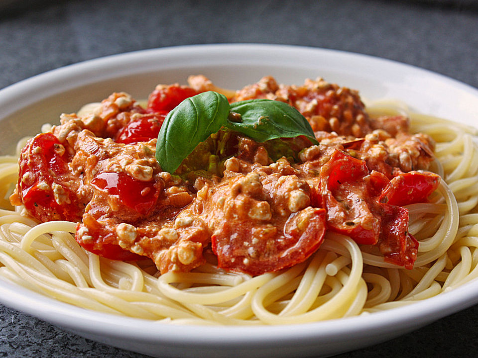 Hüttenkäse - Kirschtomaten - Spaghetti| Chefkoch