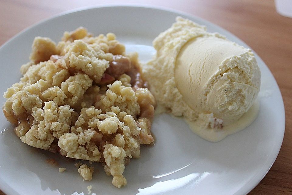 Bananen - Apfel - Toffee Crumble