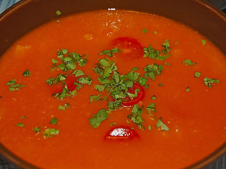 Tomatensuppe mit Möhren und Koriander von hustenbonbon| Chefkoch
