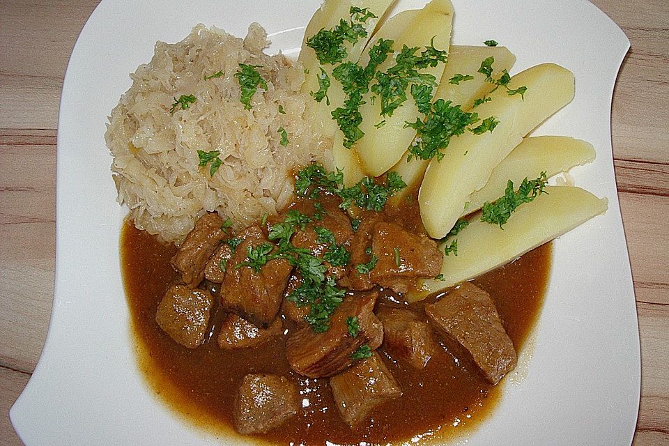 Schweinegulasch