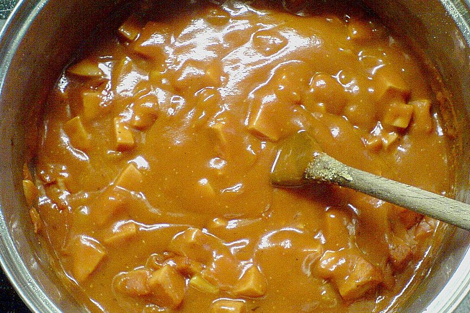 Makkaroni mit Tomatensoße nach Ossi - Art