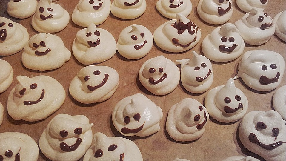 Baiser - Gespenster von SchwarzesSeelchen Baiser - Gespenster von SchwarzesSeelchen