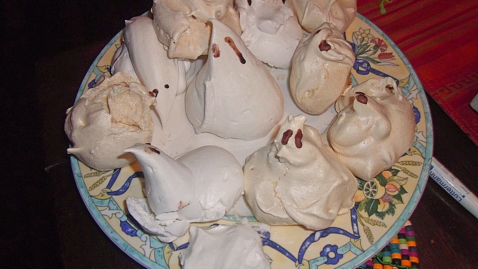 Baiser - Gespenster von SchwarzesSeelchen Baiser - Gespenster von SchwarzesSeelchen