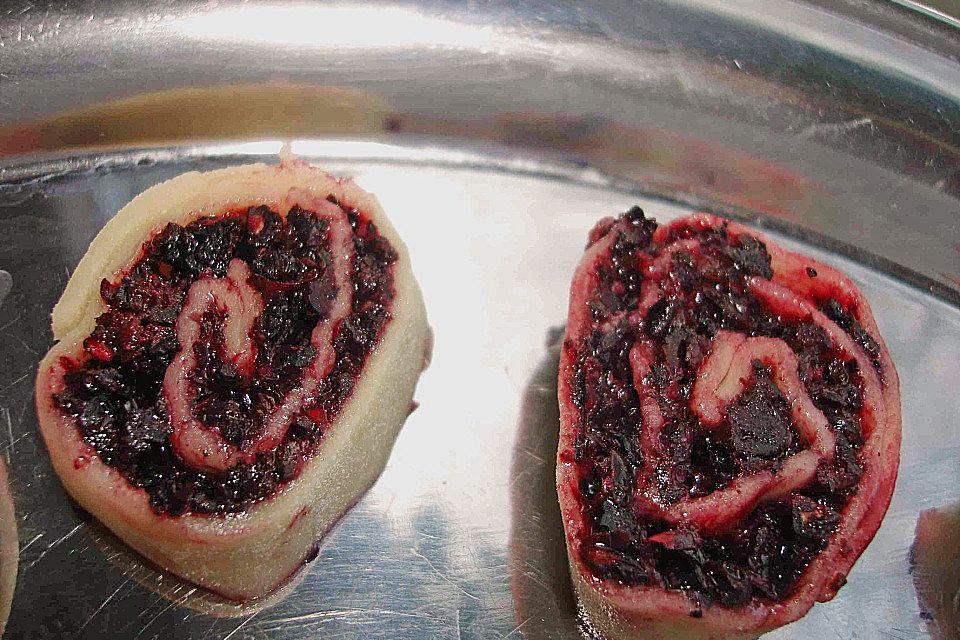 Aronia - Marzipan Rolle