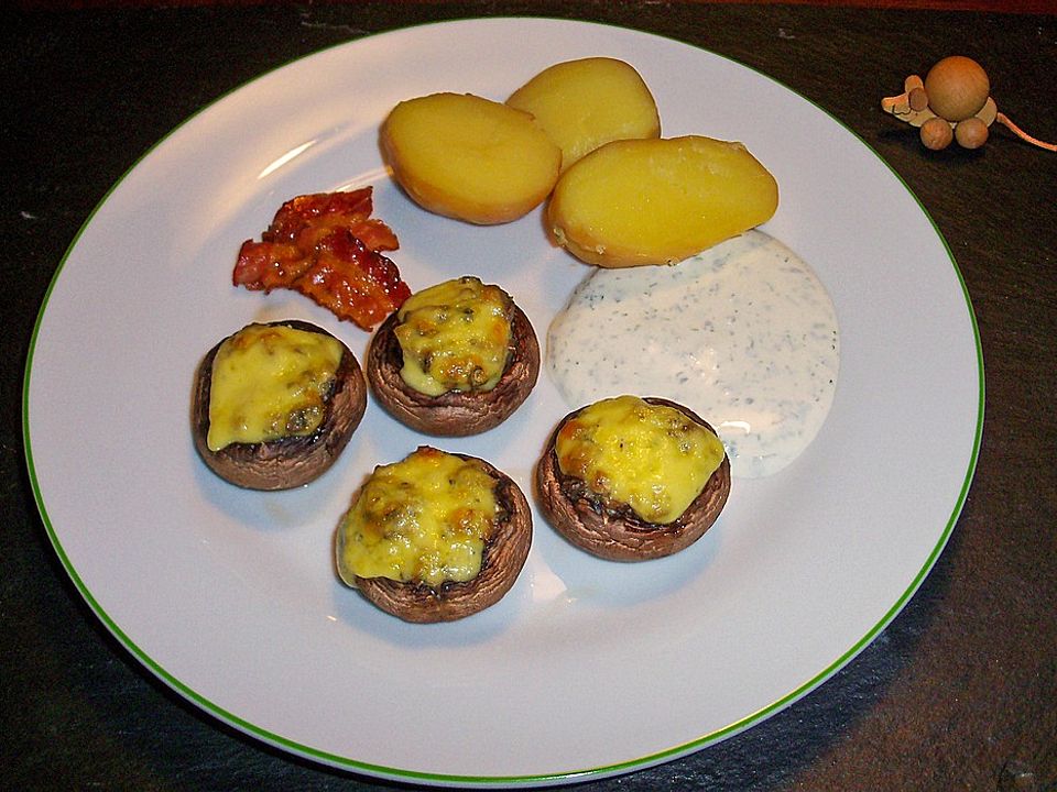 Gefüllte überbackene Champignons von car2n| Chefkoch Gefüllte überbackene Champignons von car2n| Chefkoch