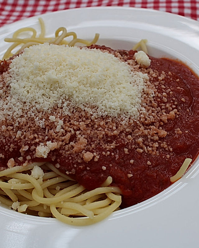 Schnelle Tomatensauce für Spaghetti Napoli