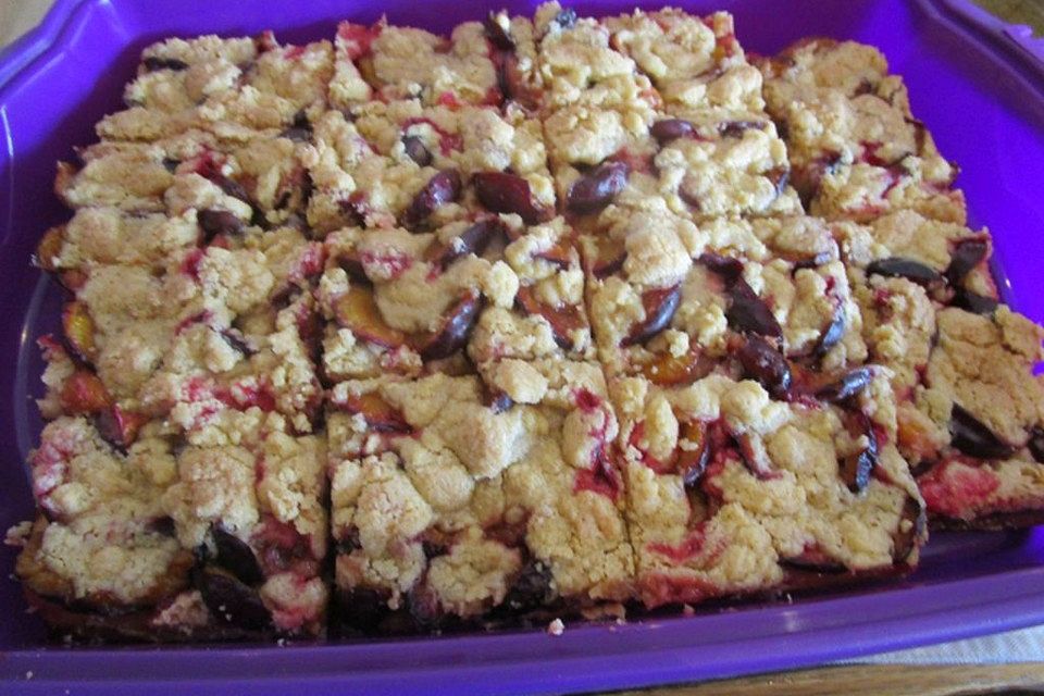 Zwetschken - Eierlikör - Kuchen Zwetschken - Eierlikör - Kuchen