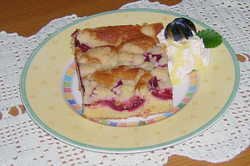 Zwetschken - Eierlikör - Kuchen Zwetschken - Eierlikör - Kuchen