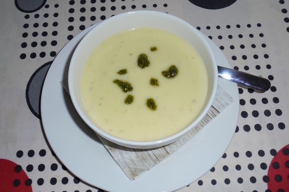 Cremige Selleriesuppe