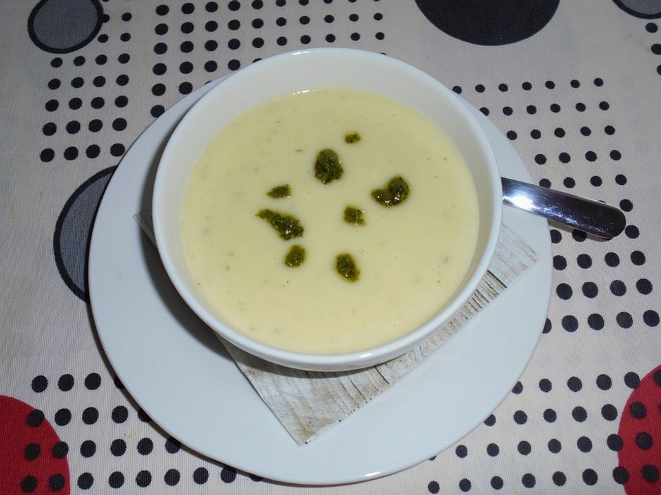 Cremige Selleriesuppe von medineit| Chefkoch