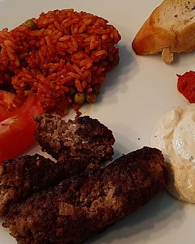 botos Bifteki mit griechischem Tomatenreis