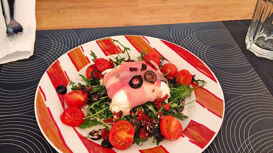 Gefüllter Mozzarella aus dem Ofen von kleine Hexe