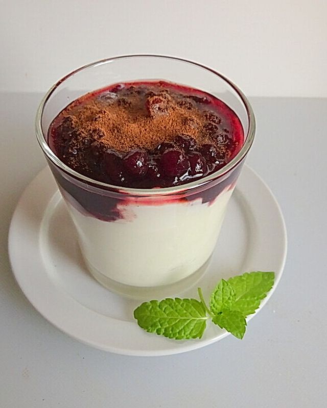Preiselbeer - Joghurt Dessert