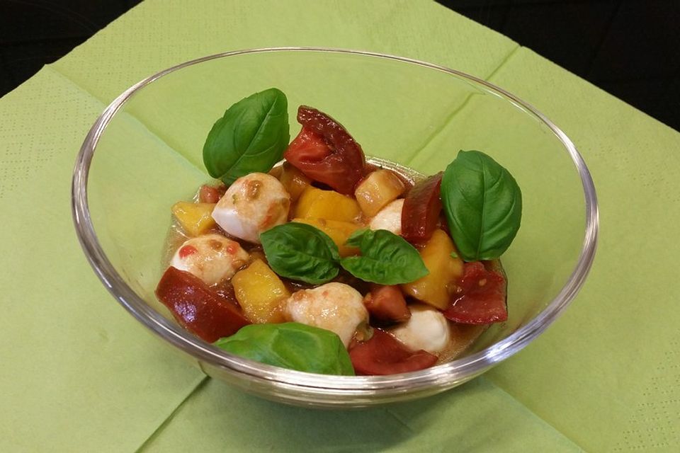 Mango - Tomaten - Mozzarellasalat