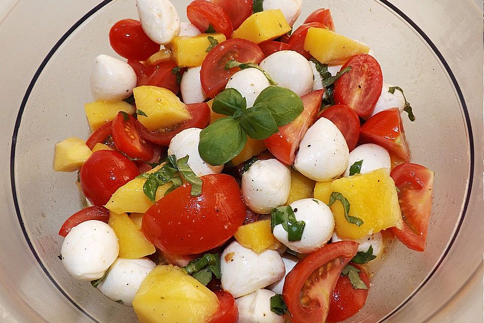 Mango - Tomaten - Mozzarellasalat