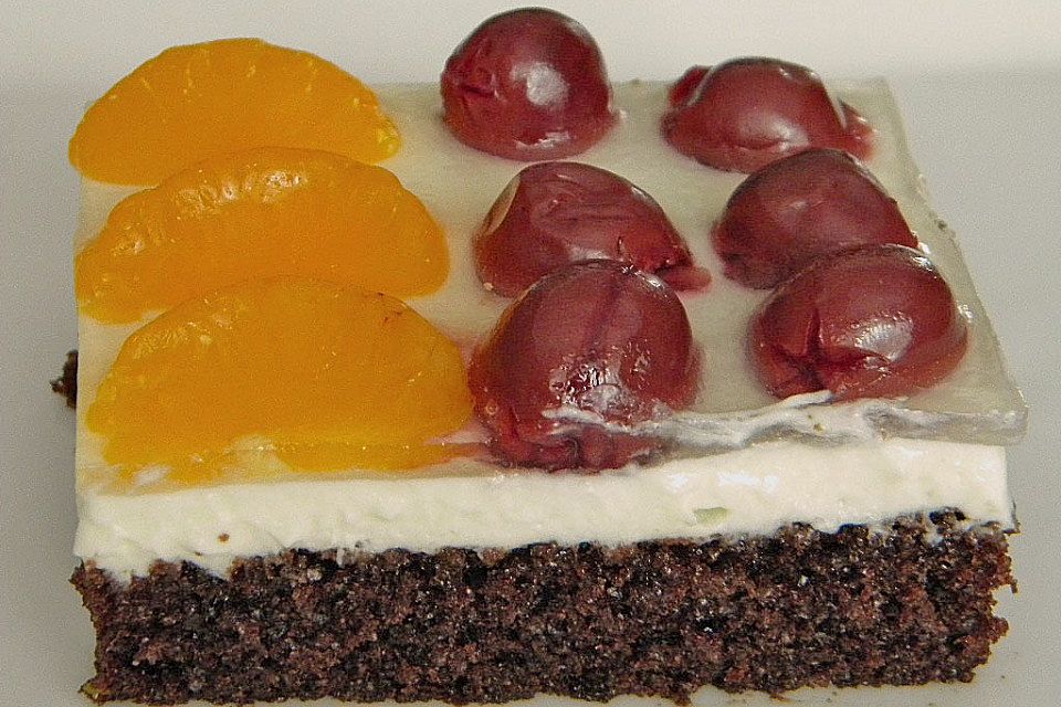 Blechkuchen mit Mandarinen und Schmand