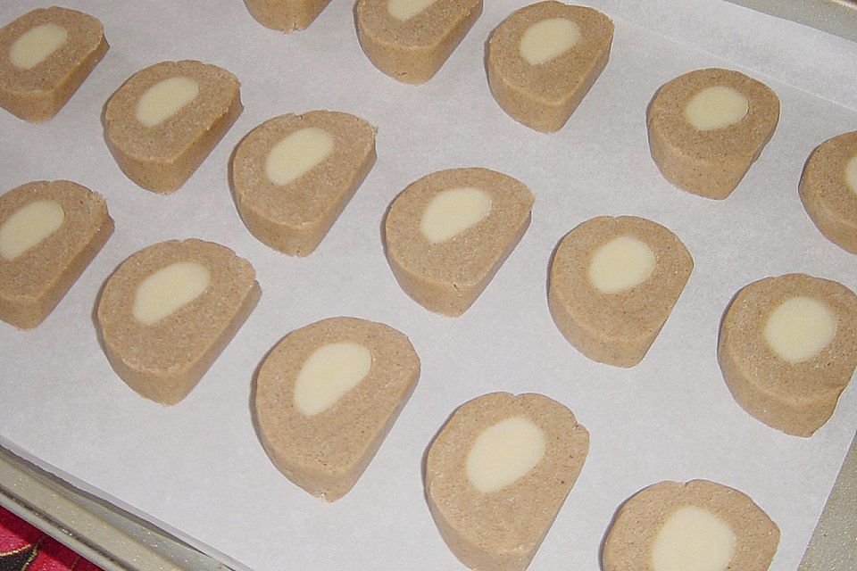 Lebkuchen - Marzipandukaten Lebkuchen - Marzipandukaten