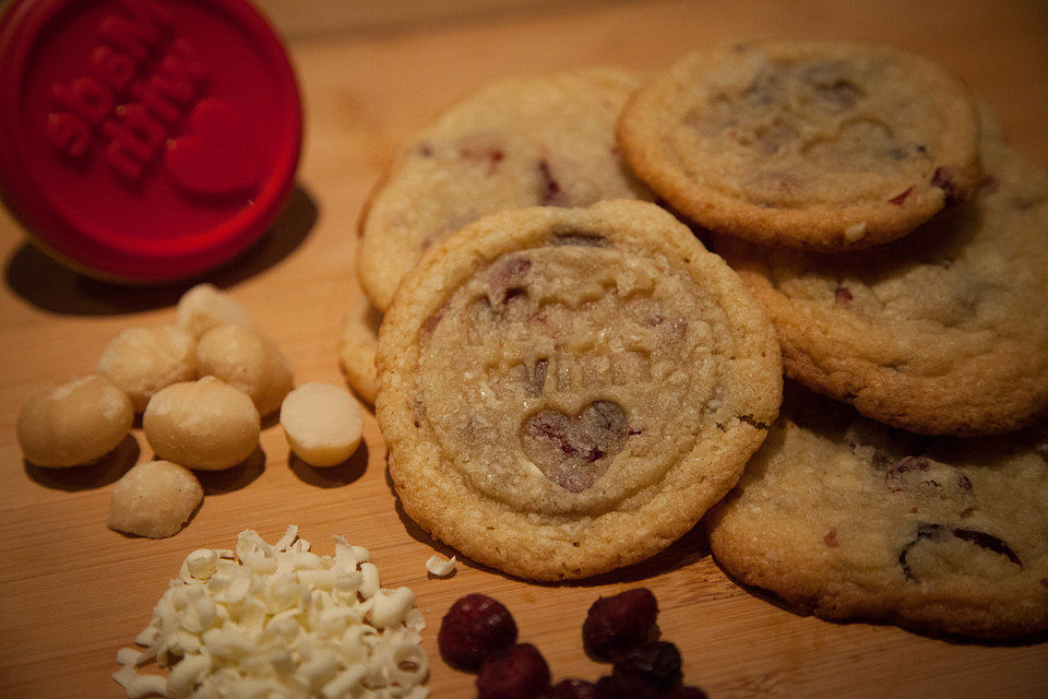 Cranberry - Macadamia Plätzchen mit weißer Schokolade