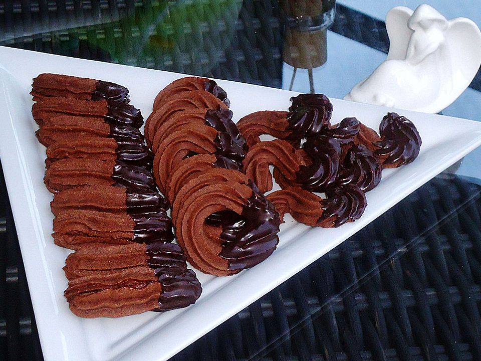 Schokoladen - Spritzgebäck von ManuGro| Chefkoch