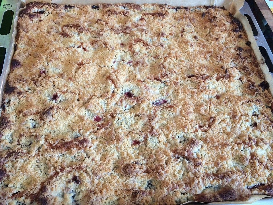 Pflaumen - Streuselkuchen auf dem Blech von KaBoki| Chefkoch