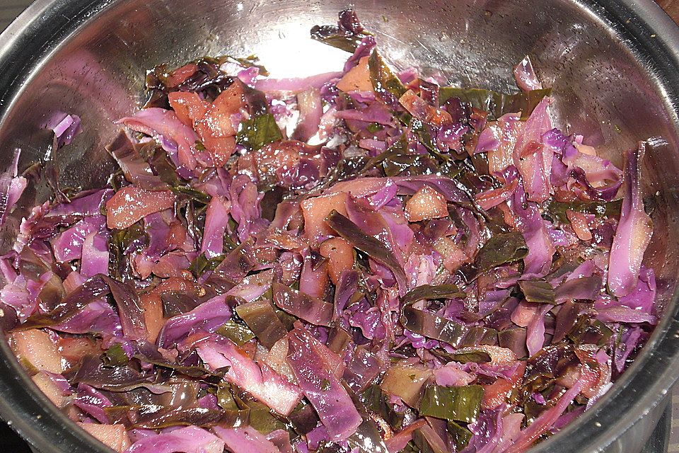 Apfelrotkohl