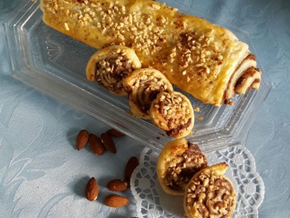 Nougat - Marzipan - Strudel von goldi85| Chefkoch