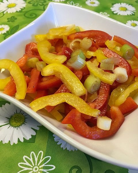 Zwiebelsalat Rezepte | Chefkoch
