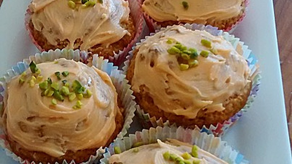 Möhren - Nuss - Muffins mit Guss von Schokomaus01| Chefkoch