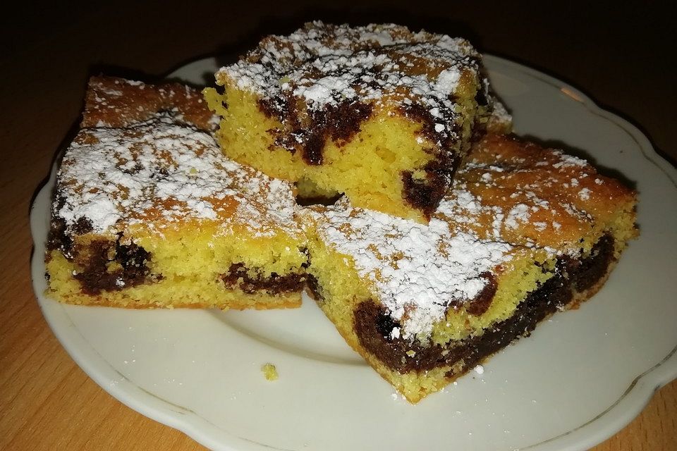 Versunkener Streuselkuchen