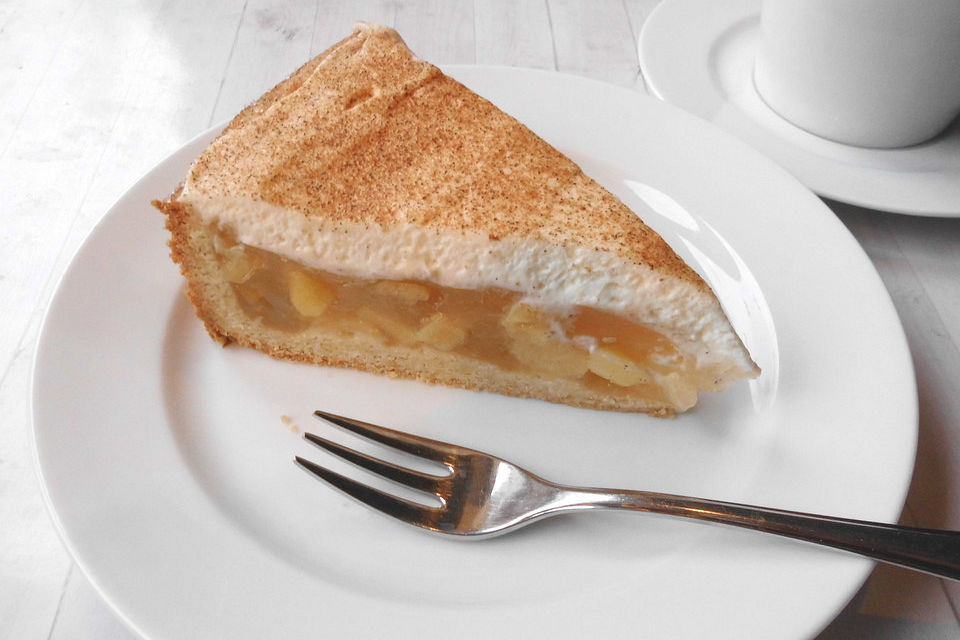 Verschleierte Apfeltorte