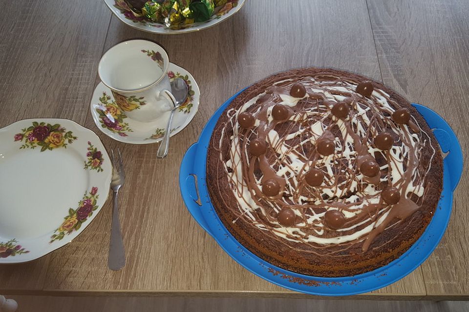 Schokokuchen mit Kinder Schokobons