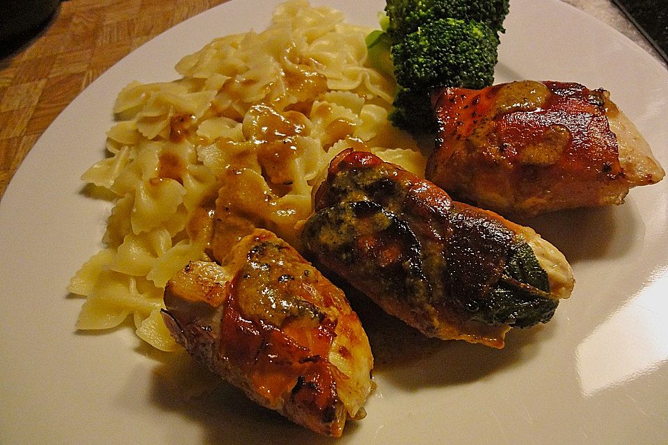 Putensaltimbocca mit Orangensauce