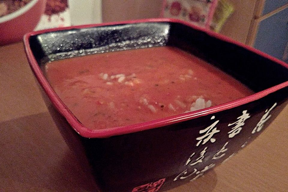 Tomatensuppe mit Reis Tomatensuppe mit Reis