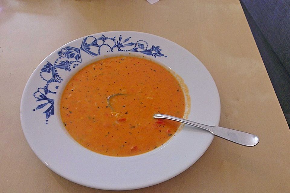 Tomatensuppe mit Reis Tomatensuppe mit Reis