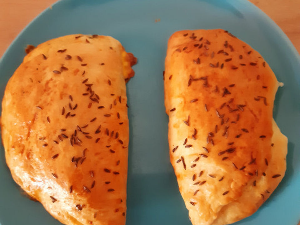 Mit Schafskase Gefullte Brotchen Von Sergi Chefkoch 