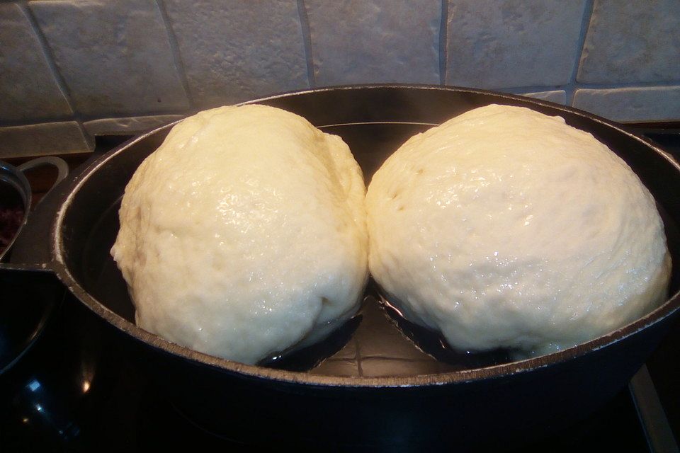 Böhmische Hefeknödel