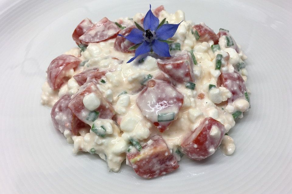 Hüttenkäse - Kirschtomatensalat