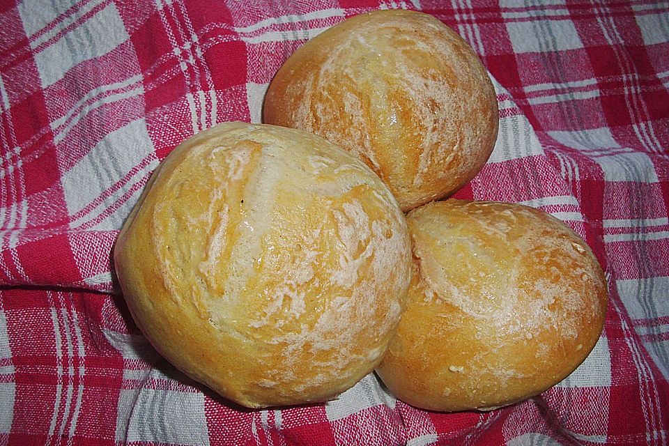 Buttermilchbrötchen mit Vorteig