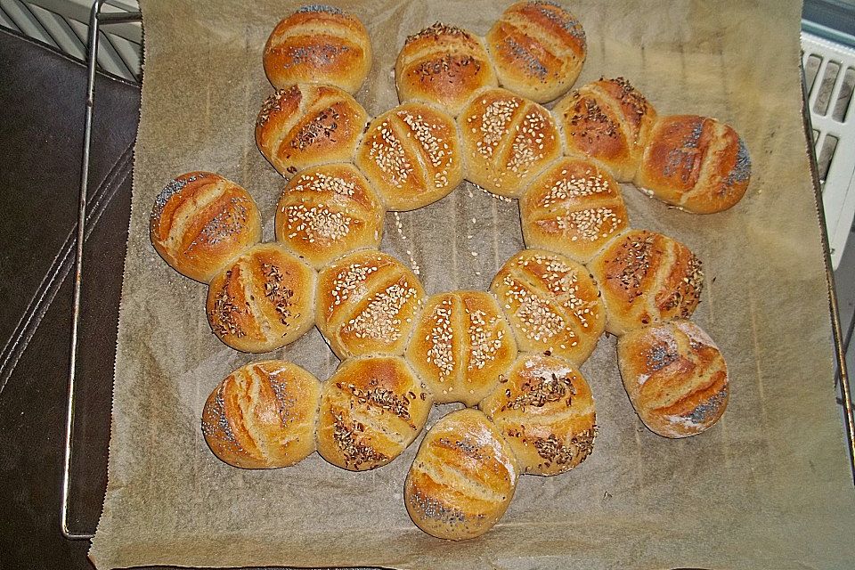 Buttermilchbrötchen mit Vorteig