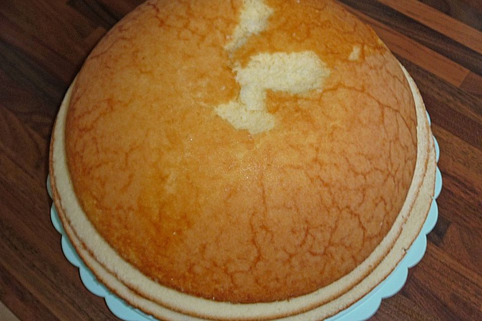 Roros schnelle Marzipan - Sahne - Kuppeltorte