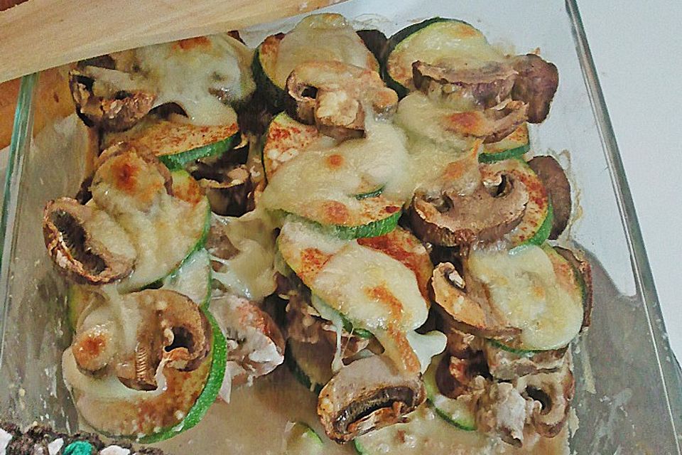 Champignon - Zucchini - Auflauf mit Hähnchenbrust