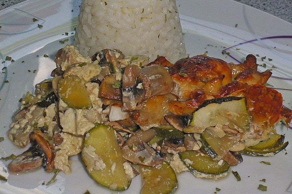 Champignon - Zucchini - Auflauf mit Hähnchenbrust