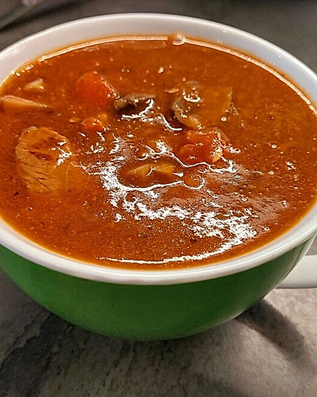 Holländische Tomaten - Gulasch - Suppe