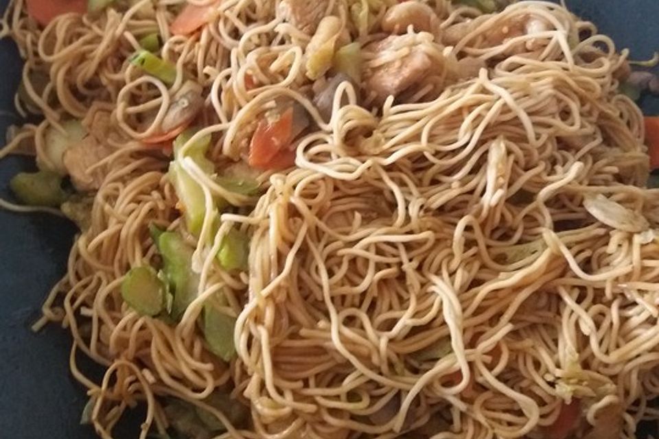 Puten - Chinakohl - Pfanne Puten - Chinakohl - Pfanne