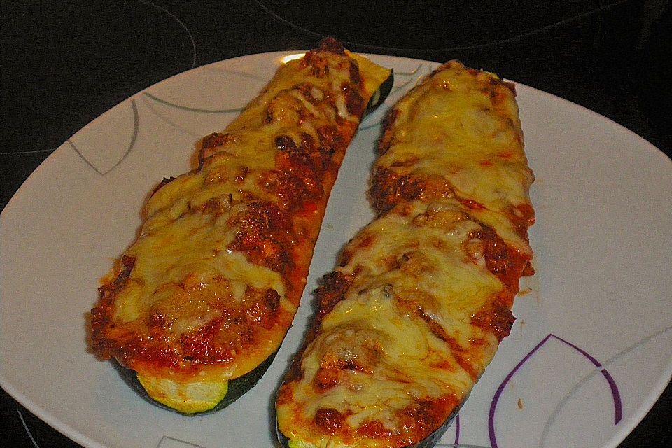 Zucchini lecker gefüllt