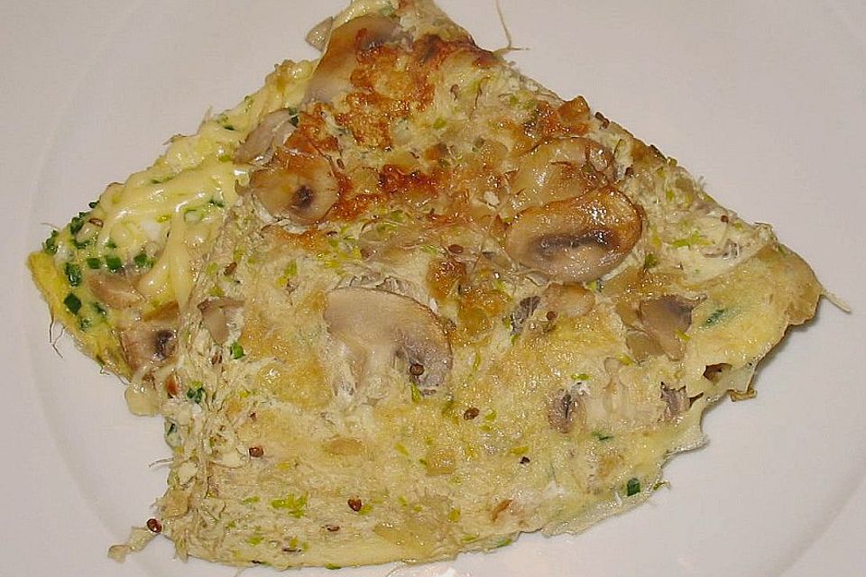 Omeletts mit Sprossen und Champignons